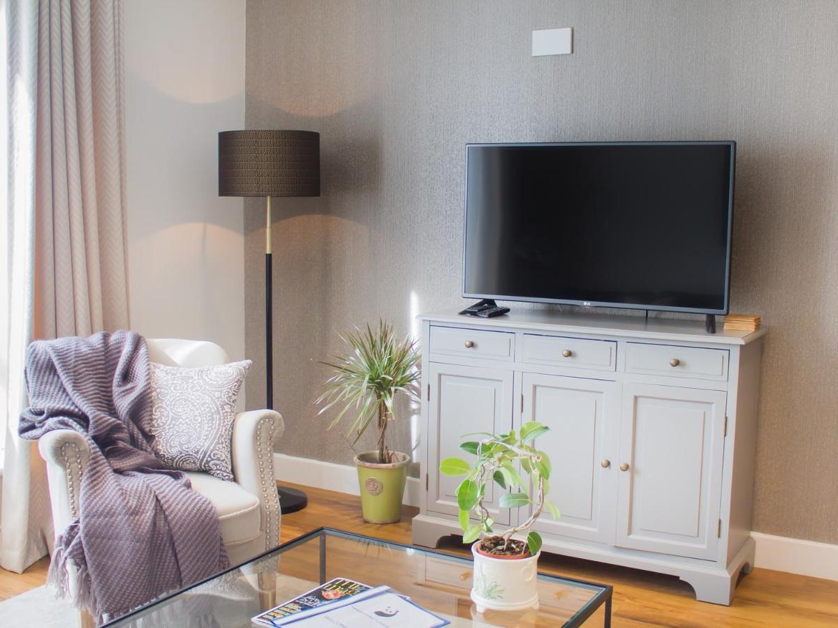 Henge House, Bluestone Apartment Bath Luaran gambar