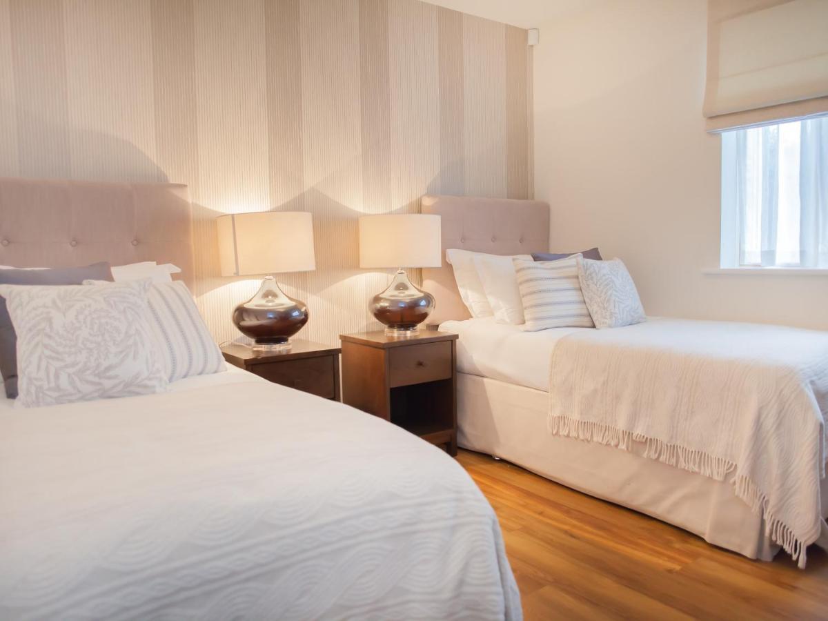Henge House, Bluestone Apartment Bath Luaran gambar